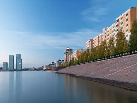 astana-river-tour1-min